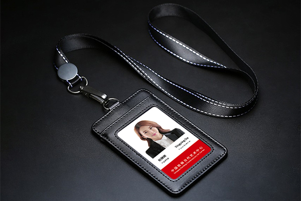 Custom phone：010-82539784